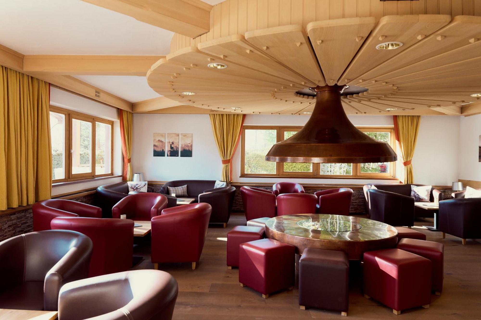 Parkhotel Kirchberg キルヒベルク・イン・チロル エクステリア 写真